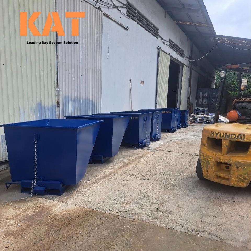 GIẢI PHÁP XỬ LÝ RÁC HIỆU QUẢ VỚI THÙNG RÁC CÔNG NGHIỆP TỰ ĐỔ TIPPING SKIP thung rac tipping skip