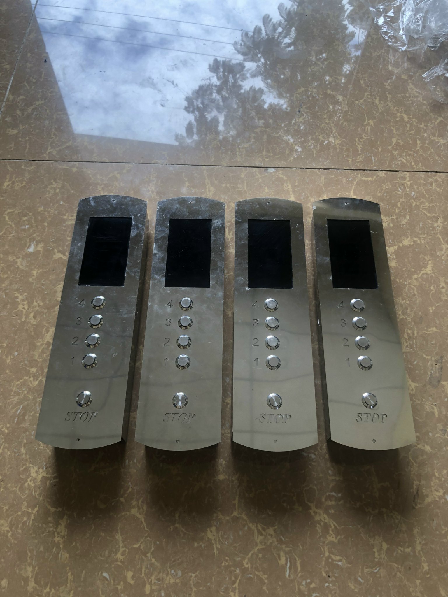 Thang nâng xe máy thủy lực mặt gọi tầng thang nâng hàng có hiện thị số